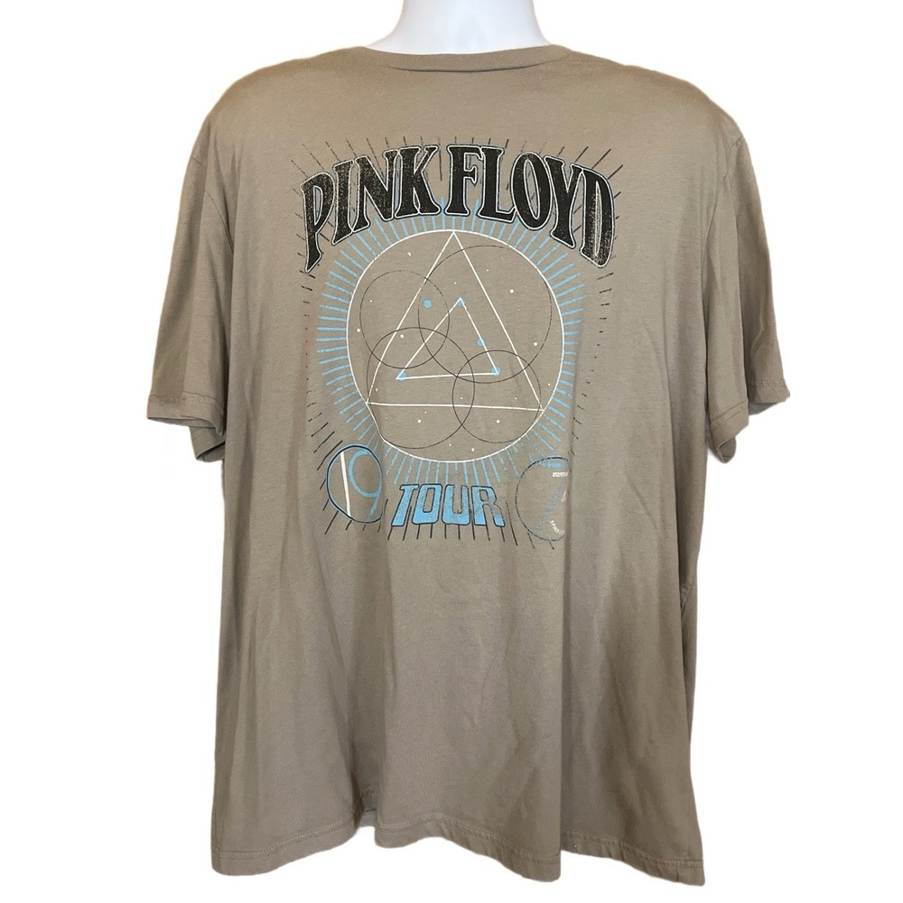1973 TOUR PINK FLOYD T-SHIRT.  Reproduction Men's Size  XXL